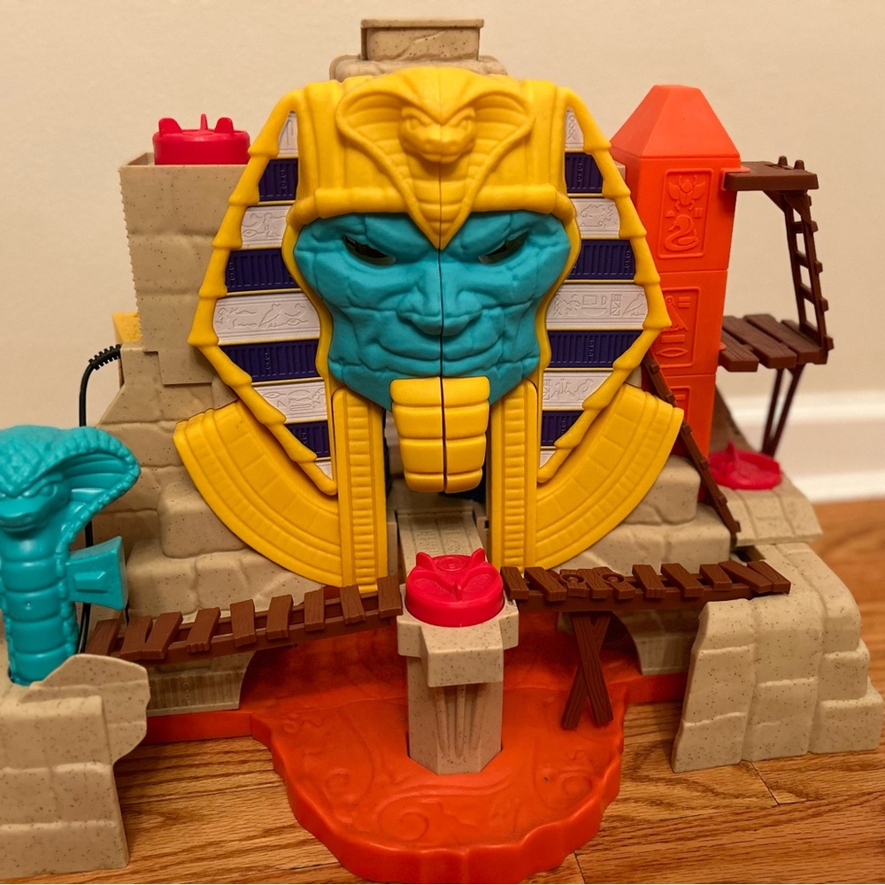 Imaginext Serpent Strike with all characters- Retails on Amazon for 224.00